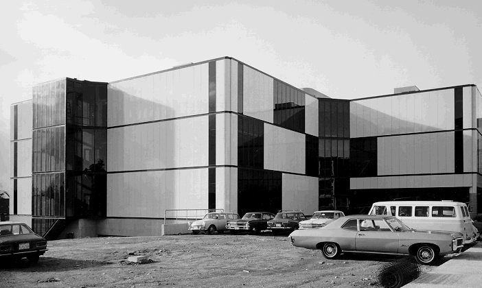 [Geological Sciences Building (1972)]