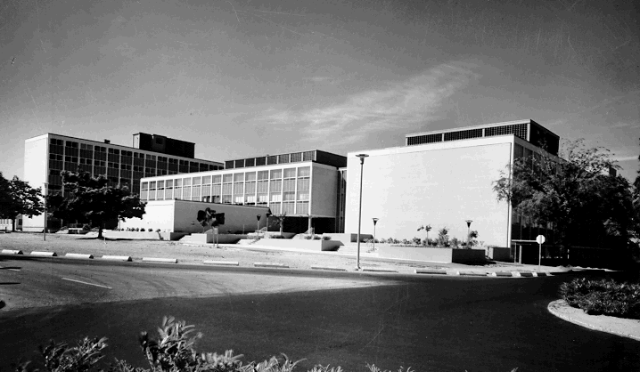 [Scarfe Building (1962)]